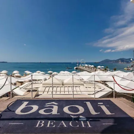 Pointe Croisette Parking * Κάννες